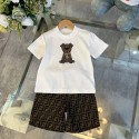 ブランドフェンディ子供服 セットアップ 夏 Fendi ボーイズ半袖Tシャツ ショートパンツ 上下セット キッズ 夏服 子供 ジャージ カジュアル スポーツウェア 普段着 通学 通園 運動着 90-160CM