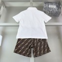 ハイブランドフェンディボーイズ ポロシャツセット Fendiスポーツウェア上下セット 子供服 半袖Tシャツ ショートパンツ 2点セット キッズ ショーツ ジャージ 男の子 90-160cm