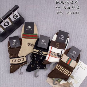 Dior ディオールレディース向け 靴下...