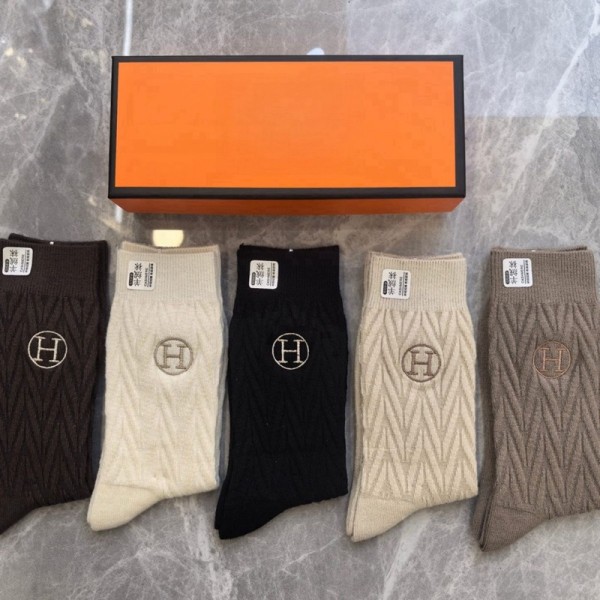 Hermes エルメスレディース向け 靴下 かわいいブランド ストッキング 大人気ブランドミドルソックス 高品質上質な コットン ソックス くつした