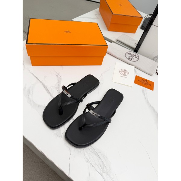 ブランドエルメストングサンダル2026 新作 Hermès レザーサンダル 高級サンダル 夏サンダル リゾートサンダル ブランドサンダル 225~260 エレガント 履き心地 ケリーバックル