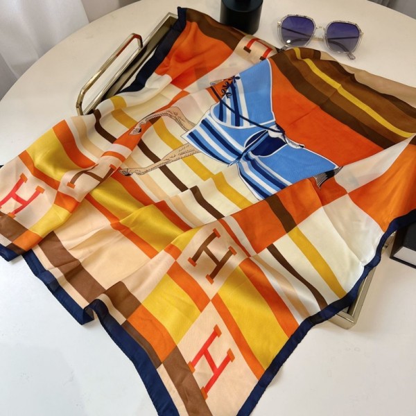 ブランドエルメススカーフ レディース ポリエステル 大判 Hermes 正方形 70cm ストール 首元 おしゃれ プリント ヘアアレンジ バッグアクセサリー