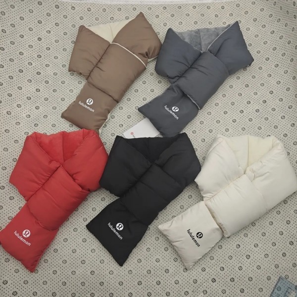 ハイブランドLululemon フェイクダウンマフラー レディース メンズ 防寒 暖かい 中綿 ルルレモンネックウォーマー 軽量 マフラー 無地 シンプル キッズ 男女兼用 秋冬 おしゃれ 洗える