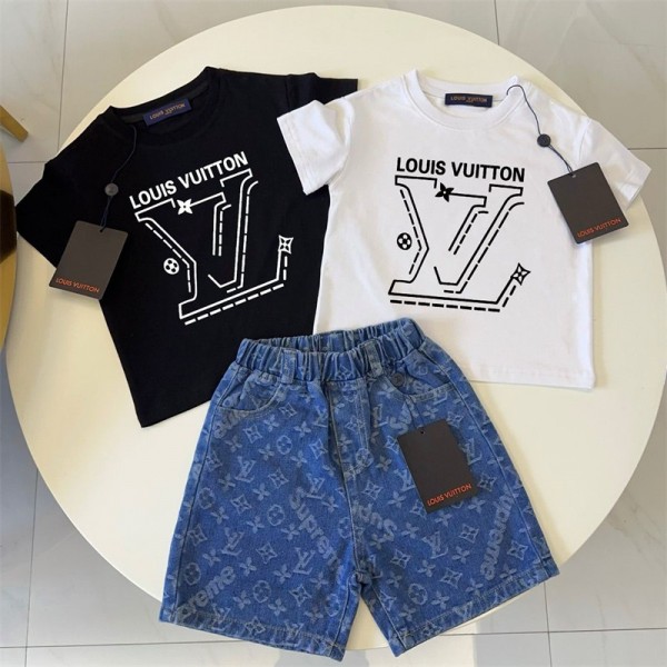 ルイヴィトン 子供の服 韓国風 2点セット 可愛い LV キッズ服 ハイブランド 女の子ｔシャツ 半袖 おしゃれ 英文字付き デニムショートパンツ ゆったり キッズ服 清楚感 夏着 普段着 カジュアル お出かけ ルームウェアー 旅行 海辺 通学 90-150 春夏