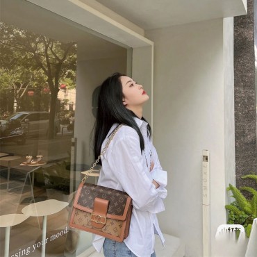 Lv ルイヴィトンハイブランドショルダー...