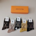 Lv ルイヴィトンレディース向け 靴下 かわいいブランド ストッキング 大人気ブランドミドルソックス 高品質上質な コットン ソックス くつした