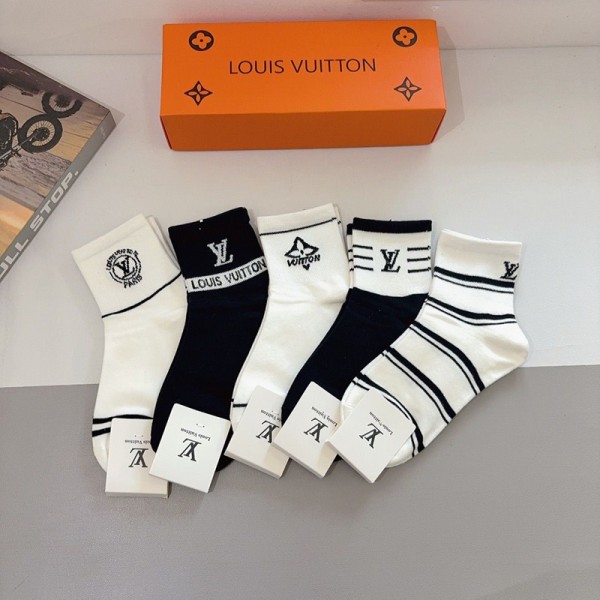 Lv ルイヴィトンハイブランド ソックス 綿製レディース向け 靴下 かわいい上質な コットン ソックス くつしたブランドソックス 男女兼用 ファッション