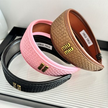 ミュウミュウ MiuMiuハイブランドヘ...