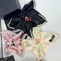 ミュウミュウ MiuMiuブランドシュシュ ヘアゴム パール サテン ピンク 大人可愛い ヘアアクセサリー レディース ミュウ風 ロゴ付き スクエア型 髪飾り 結婚式 デート