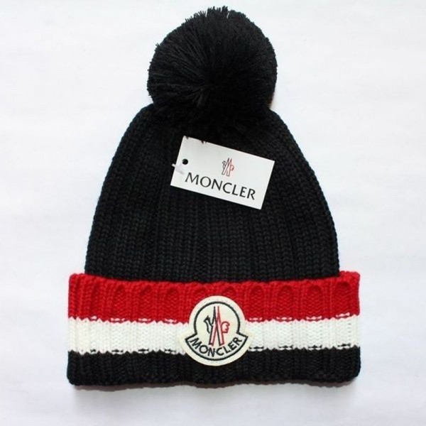 ハイブランドMoncler モンクレールハイブランドレディース 冬用ポンポンビーニー帽 暖かいフリース裏地付き 厚手 スラウチスノーニット スカルスキーキャップ