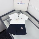 ブランドモンクレール子供服 男の子 Moncler キッズセットアップ 夏服 半袖 Tシャツ ハーフパンツ 上下セット 子供 ジャージ 上下セット 男の子 カジュアル 韓国 お洒落 ストライプ 男の子 半袖スウェット セットアップ90-170cm 