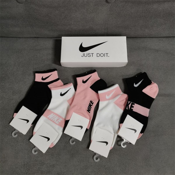 Nike ナイキハイブランド ソックス 綿製コットン 靴下 メンズ 通気性浅口ソックス 女の子好き 韓国上質な コットン ソックス くつした