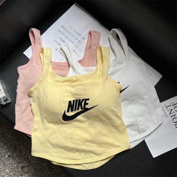 ナイキキャミソール Nike タンクトップ レディース ノースリーブ おしゃれ S - L カップ付き 見せキャミやインナー ベスト ノンワイヤー ブラトップ シンプル 部屋着 重ね着 セクシー かわいい