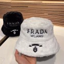 ハイブランドprada 帽子 レディース プラダ 秋冬バケットハット 小顔効果 防寒 厚手 保温 ふわふわ感 防寒 防風 保温 つば広帽子 折りたたみ ハット 可愛い おしゃれ 人気 秋 冬