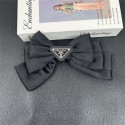 Prada プラダハイブランドヘアアクセサリー髪飾りカチューシャブランドかわいいブランドリボンヘアゴム女性ハイブランドシュシュ存在感抜群