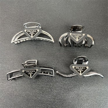 プラダ バンスクリップ ヘアクリップ オ...