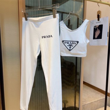 プラダ レディース 上下セット ヨガ レ...