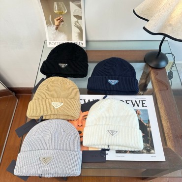 ブランドプラダPrada ニット帽 メン...