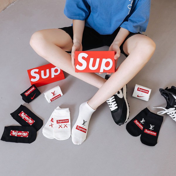 Supreme シュプリームブランド ソックス 大人気コットン 靴下 メンズ 通気性ブランドミドルソックス 高品質ブランドソックス 男女兼用 ファッション