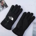 ブランドThe North Face防風手袋 メンズ スマホ対応 防寒 冬 ザノースフェイスランニンググローブ 滑り止め 撥水加工 軽量 暖かい 薄手 運転 ジョギング 登山 サッカー 自転車 通勤 通学 ブラック