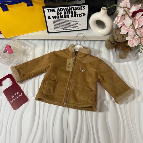 ブランド アグキッズ ボアジャケット 子供 UGG裏ボアフリース 男の子 女の子 厚手コート ふわふわ 起毛 二重フェイクファー 子供服 紳士 レディース もこもこ 流行り 厚手 春秋冬 柔軟 暖かめ 90¬140CM 