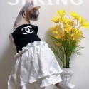 ハイブランドシャネル ペットウェア 猫服 犬服 子犬服 パーカー chanel 猫のワンピース 無毛猫 チョッキスカート 黒色tシャツ ココマーク ファッション 可愛いペット洋服 子猫の春秋服 暖かい お出かけ パーティー 誕生日 s-xxl