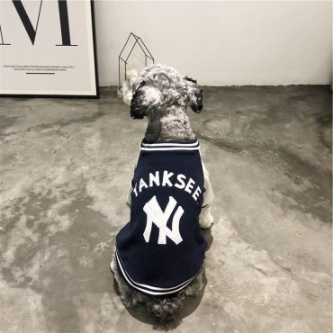 潮流ブランド MLB ペット服 犬服 ドッグジャケット 猫服 フリースパーカー 秋冬 暖かい 防寒コート 寒さ対策 可愛い おしゃれ ペット用品 活動 散歩  スナップ付き 着脱簡単 ファッション