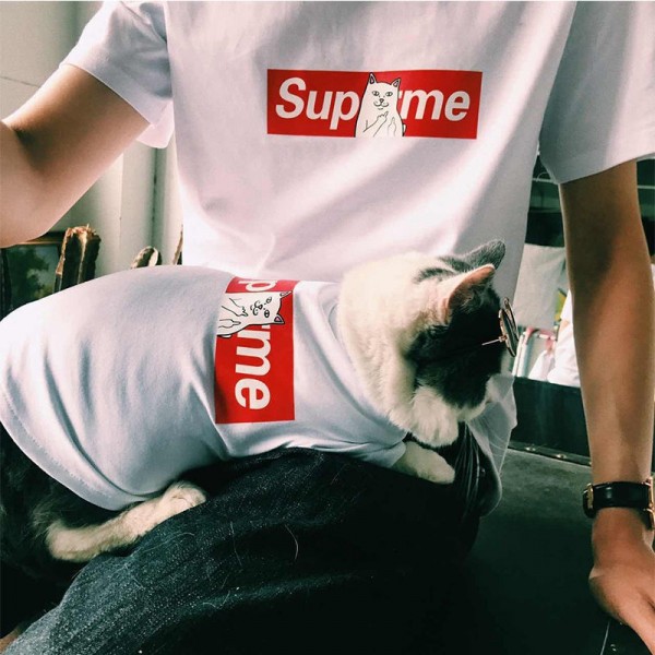 人気 ブランド シュプリーム 犬のペアルック 白Tシャツ Supreme ワンチャンと飼い主の親子お揃い Tシャツ カップルトレーナー ご主人様 ペットスウェット 小中大型犬服 コットン 半袖 夏 着心良い