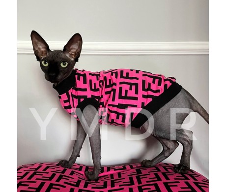 フェンディ 猫の洋服 Supreme 犬のTシャツ シャネル 犬用品 ショルダーバッグ 可愛い