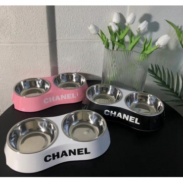 ハイブランド シャネル 犬 猫 ペット用 フードボウル CHANEL ペット用 両用ボウル 早食い防止 こぼれ防止 餌皿 エサ入れ 水飲み 給水 ステンレス製食器  洗い安い ドッグフード キャットフードボウル 耐久性 耐腐食性 3カラー