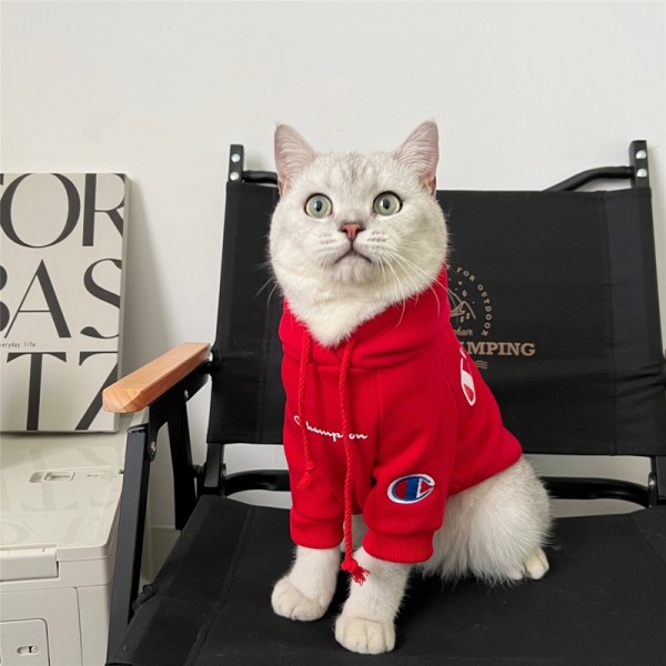 CHAMPION ブランド 犬服 わんちゃんのスウェットシャツ チャンピオン 猫パーカー 厚い 秋冬パーカー 帽子付き 柔らかい 暖かい かわいい プルオーバー 防寒コート 中小型ペット洋服 S~2XL