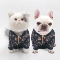 ルイヴィトン ペット服 犬ジャケット 野球服コート ブランド LV 猫のパーカー おしゃれプリント柄 ファッション 個性ドッグウェア 春秋 洋服 かわいい 猫服 防寒 暖かい オーバー 人気 柔らかい 中小大型犬服 XS~2XL