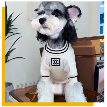 シャネル Chanel ペットウェア ブランド 犬服 パロディ 犬 セーター 韓国 ふわふわ 保温 秋冬服 ドッグニット 猫服 犬のニットセーター 通気性 かわいい 猫ニット 柔らかい 犬 洋服 お出かけ パーティー 誕生日服 中小型ペット S~2XL