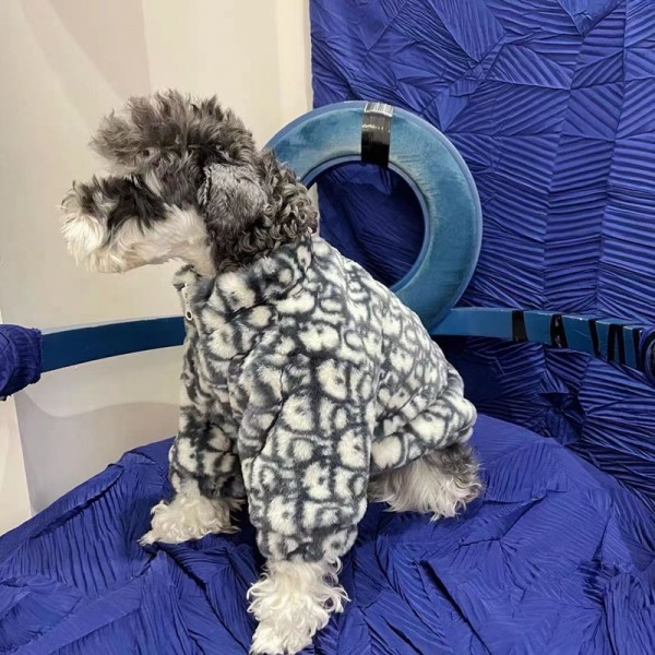 dior ディオール風 ペット 犬服 冬 韓国 オーバーオール 犬 厚手ジャケット パロディ もこもこ服 ボアコート 柔らかい 快適 猫のコート ペット防寒ウェア ドッグ冬服 キュート ファスナー開閉 着脱やすい アウトウェア 小中型ペット xs~2xl