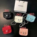 ブランド Chanel ペット用品 犬用品 猫用品 チェーンバッグ シャネル 犬 ショルダーバッグ 5カラー ペットアクセサリー 犬猫miniバッグ かわいい マカロン色 お出かけ用 犬 斜め掛け キュート飾り 