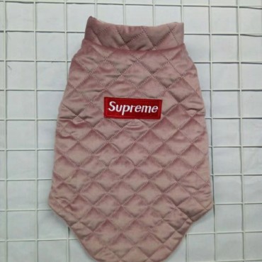 Supreme ブランド ペット冬服 犬服 中綿コートシュプリーム犬の防寒ジャケット 暖か ペット洋服 中綿ベスト 猫服 厚手 かわいい 寒さを対策 柔らかい 中小大型ペット服 快適 着心良い 菱格のデザインファッション 流行り 激安