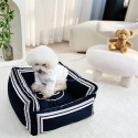 シャネル 犬用品 ペットベッド chanel ハイブランド ペットソファー ペットクッション マット 小型 犬 猫 子猫 子犬 スクエア型 洗える ふわふわ 使い心地よい 通年使用 ペット用品 犬の寝床 柔らかい S~L 高品質