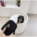 Prada プラダ耐久性 ペットのバッグ 可愛いブランドプラダリードハーネスパロディ小型ペット用服リードハーネス気質のある犬用ミニバッグ ペットのリードハーネス 小型ペット用