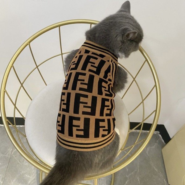 バレンシアガ Fendi フェンディ Balenciaga ハイブランドペット服ドッグウェア 犬の服犬ウェア激安パロディペット服秋冬暖かいブランド猫服ペット用服 トイプードル チワワ ダックス