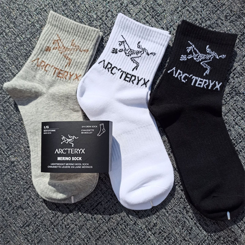ARC'TERYX かわいい上質な コットン ソックス