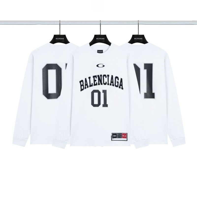 Balenciaga サッカーｔシャツ