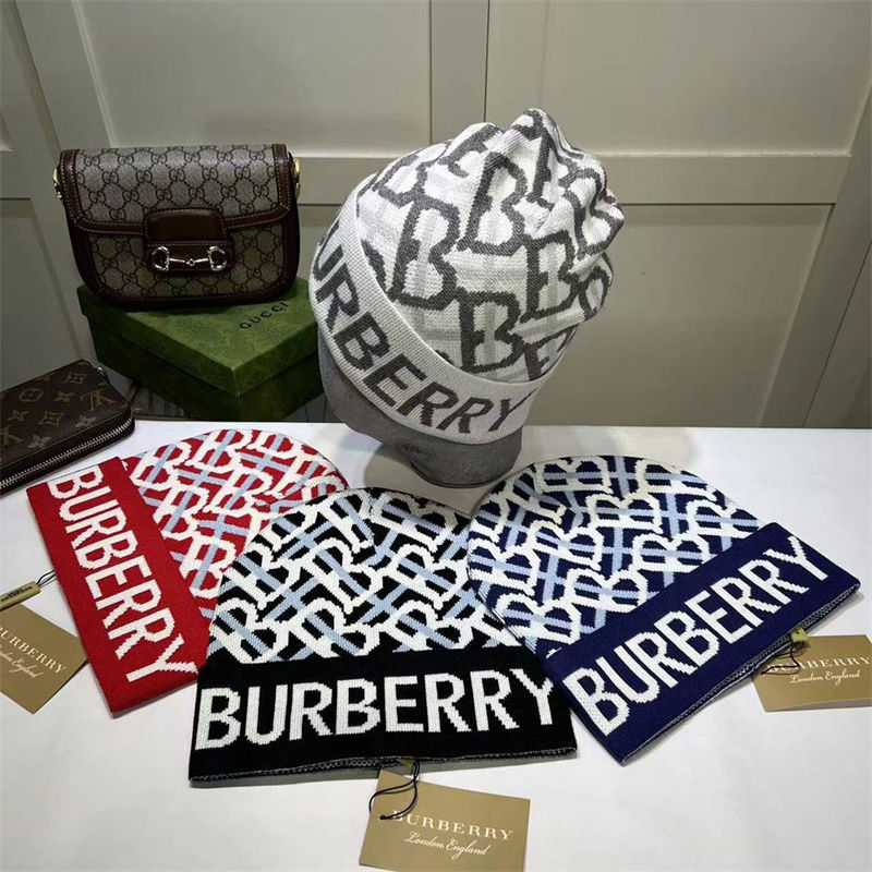 Burberry ブランドビーニー