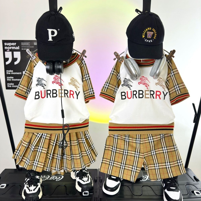 バーバリーキッズ半袖Tシャツ