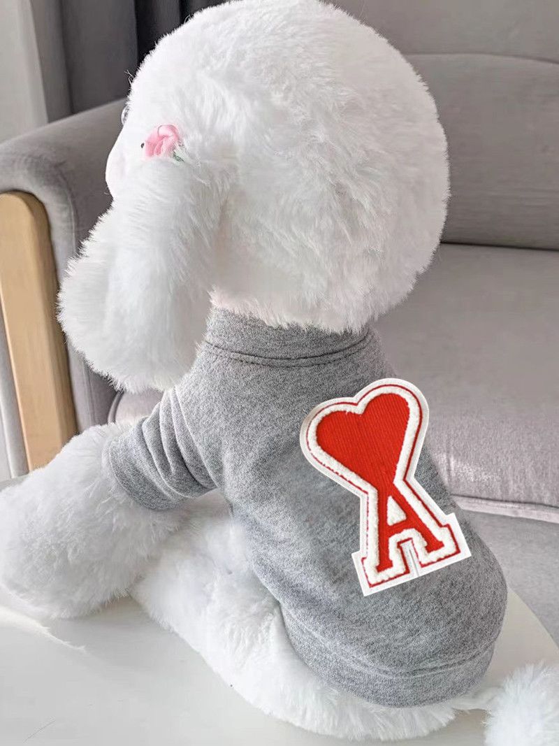 Moncler犬用パーカーかわいい