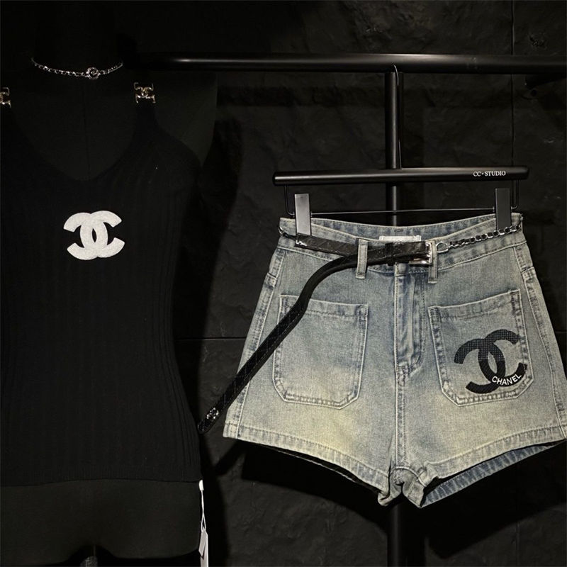ブランド Chanel短パンレディース