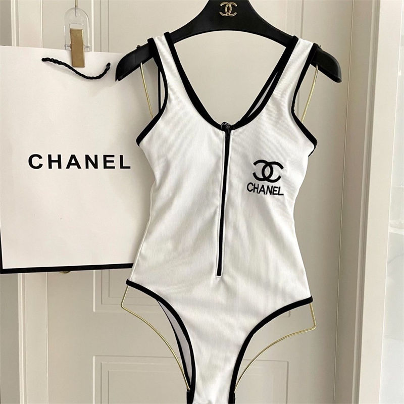 Chanel ビキニワンピース
