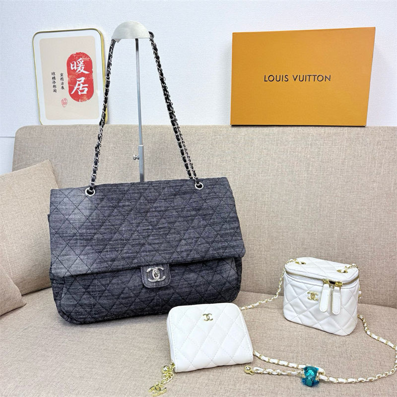 Chanelチェーンバッグ大容量