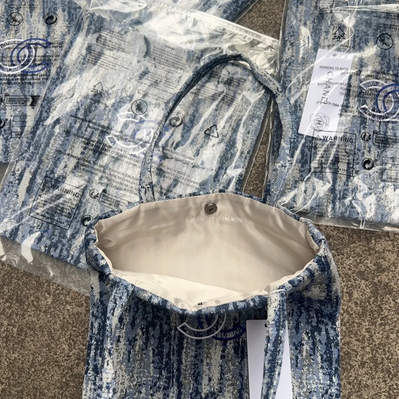 ブランドChanel キャンバスバッグ