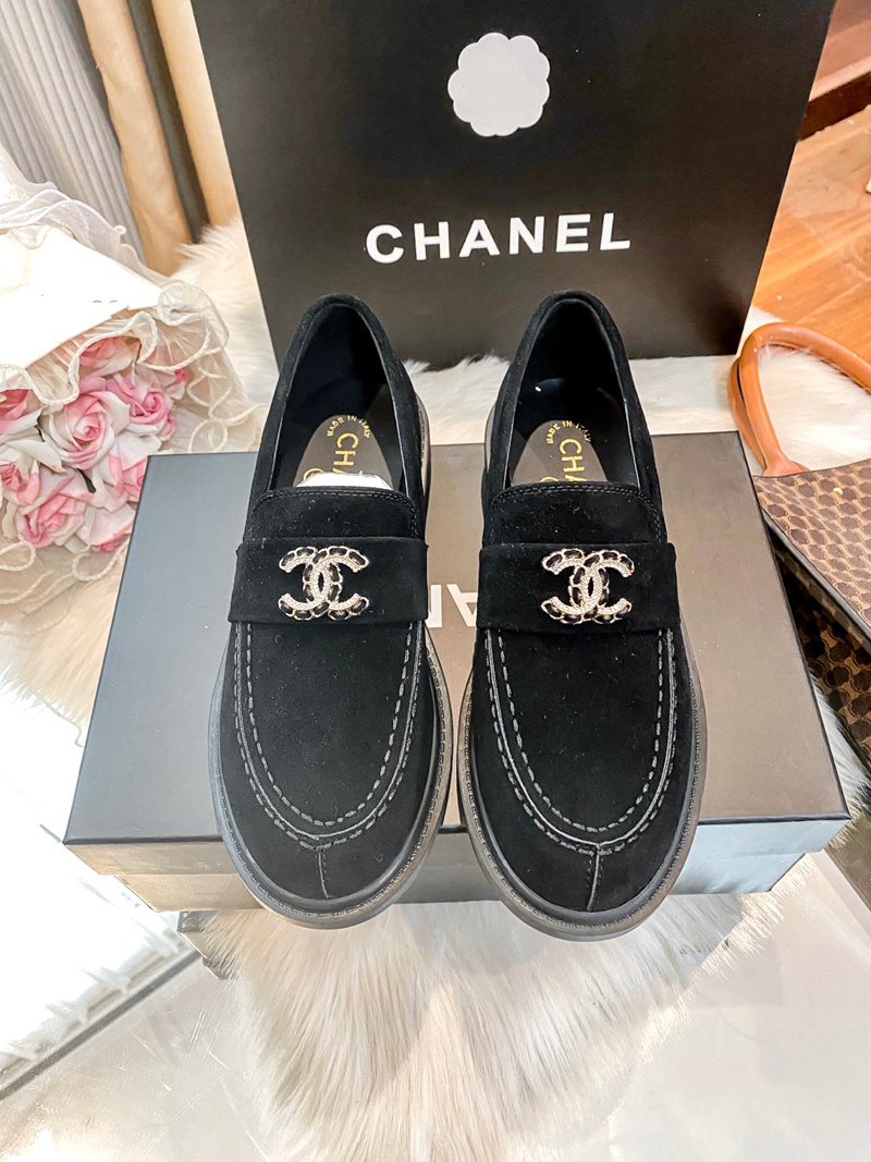 Chanel 秋冬ローファーファッション