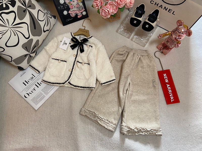 シャネルベビーウィンターコート